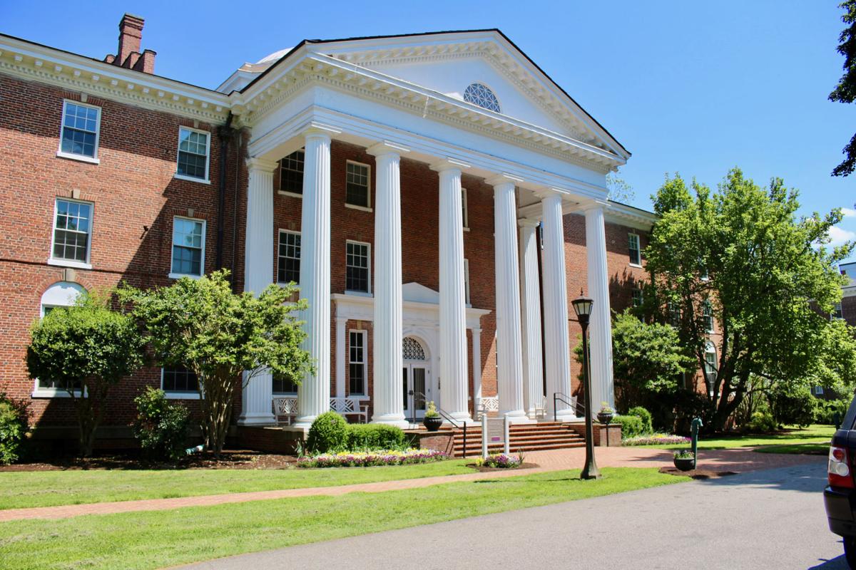 Làm thế nào để chọn trường THPT nội trú phù hợp