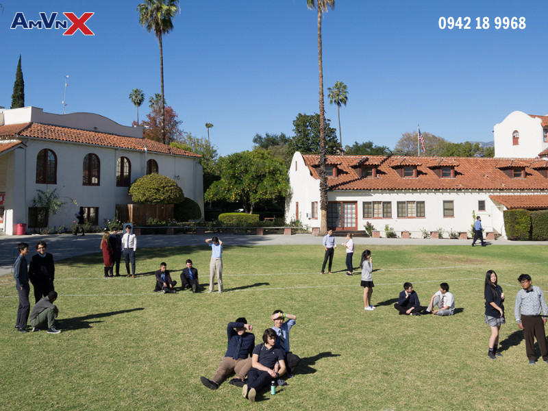 Chương trình giảng dạy tại trường nội trú Southwestern Academy