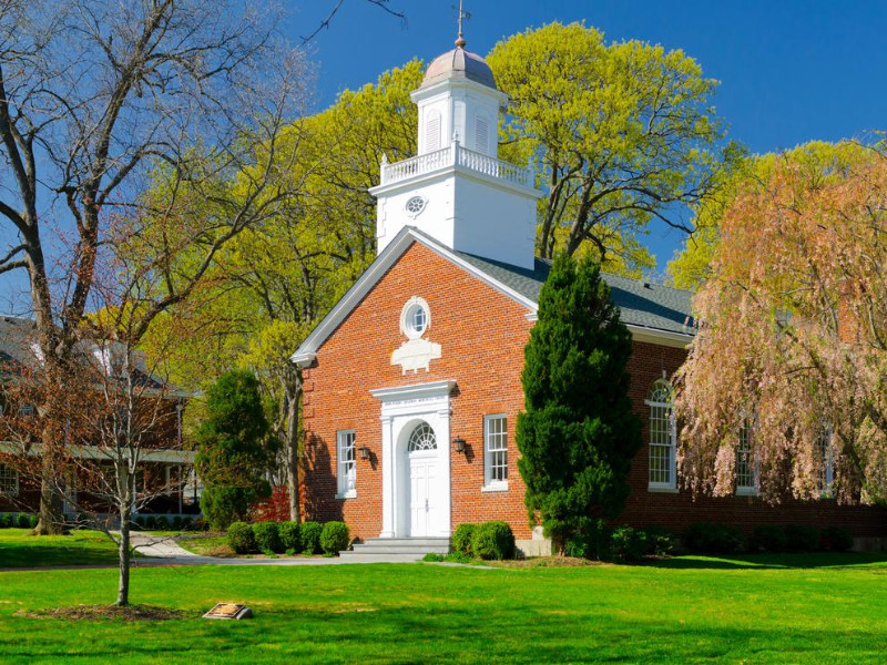 Khám phá chi tiết chương trình giảng dạy tại Trường nội trú Stony Brook School