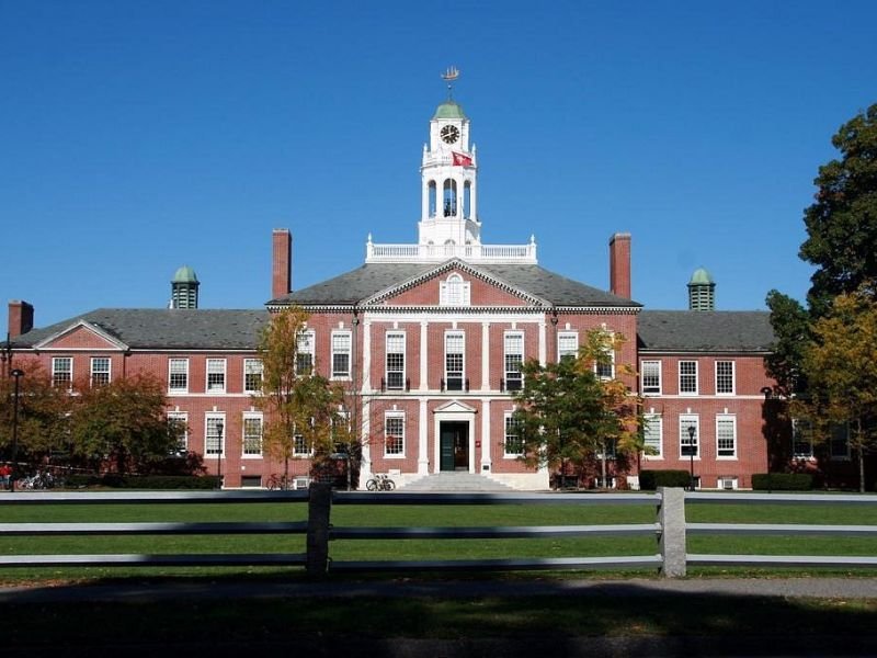 Khám phá những đặc điểm nổi bật của trường nội trú Philips Exeter Academy