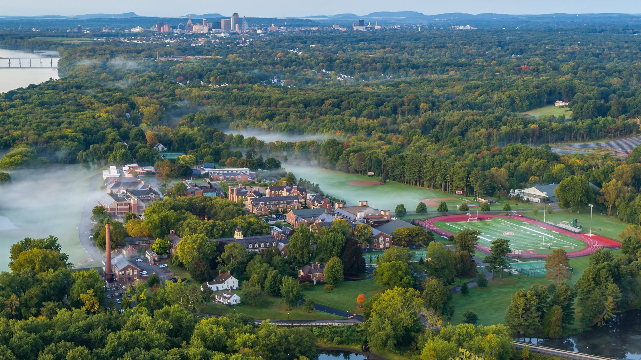 Loomis Chaffee School: Trường nội trú Connecticut từ câu chuyện 