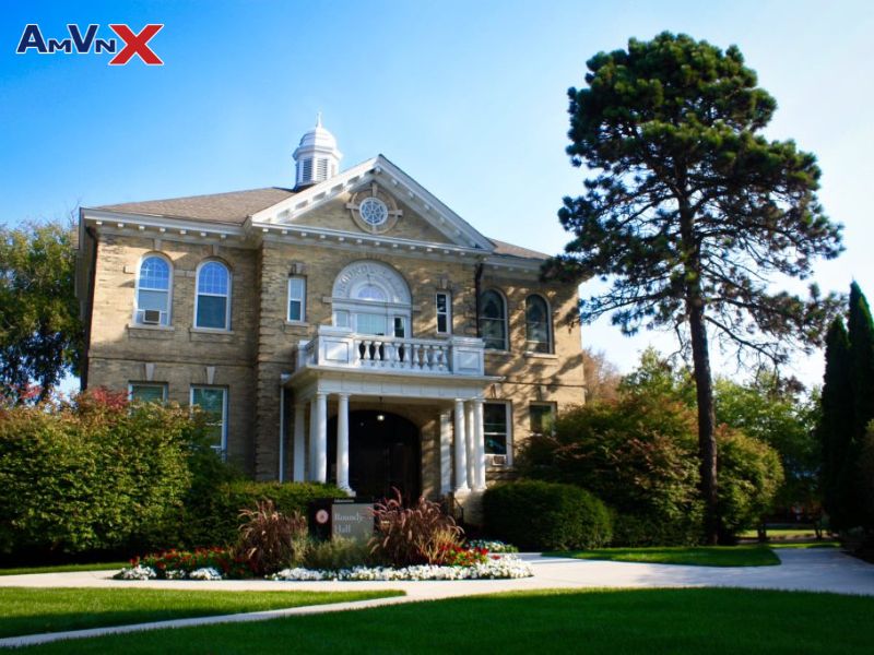 Những con số ấn tượng về Trường nội trú  Wayland Academy