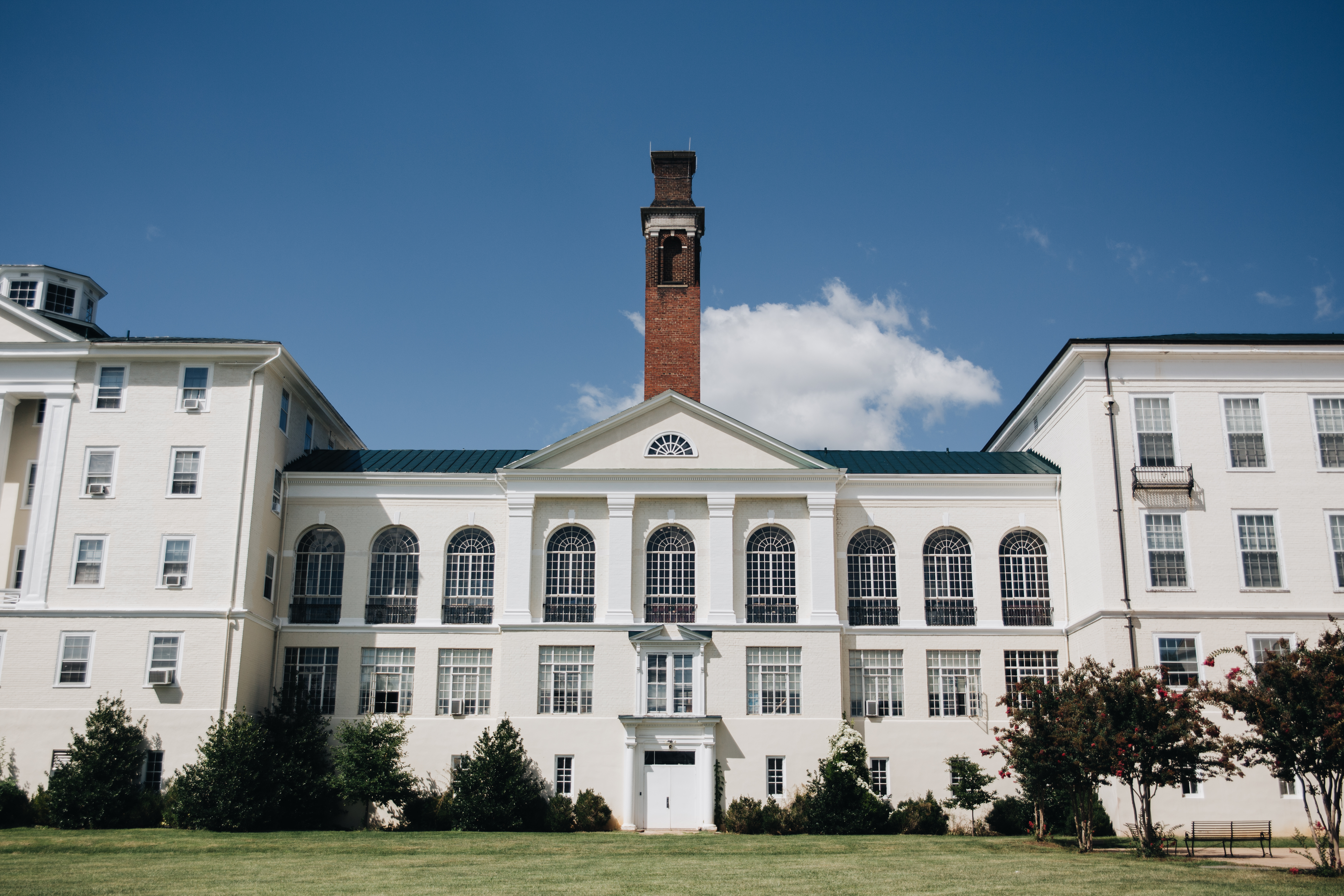 Trải Nghiệm Học Tập Tại Stuart Hall School Qua Lời Phụ Huynh!