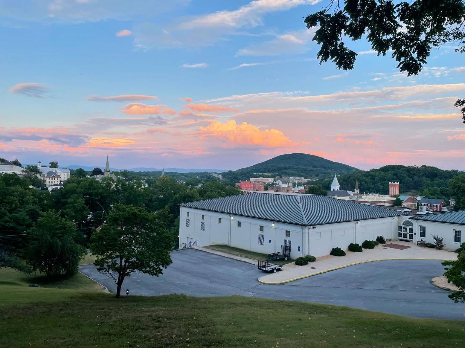 Stuart Hall School: Trường Nội Trú Hàng Đầu Virginia Cho Con Bạn