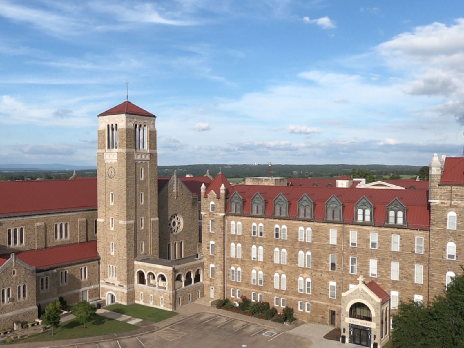 Subiaco Academy – Khám Phá Môi Trường Học Tập Hàng Đầu Cho Nam Sinh