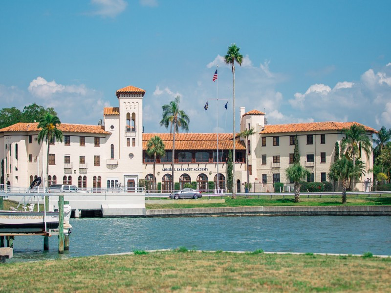 Trường nội trú Admiral Farragut Academy - Nổi tiếng với chương trình giảng dạy nghiêm ngặt và chất lượng toàn diện