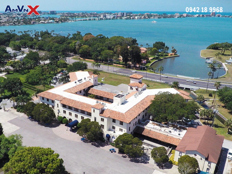 Trường nội trú Admiral Farragut Academy - trường nội trú quân đội và dự bị đại học danh tiếng tại Hoa Kỳ