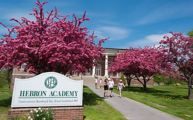 Trường nội trú Hebron Academy: Học bổng và Hỗ trợ tài chính