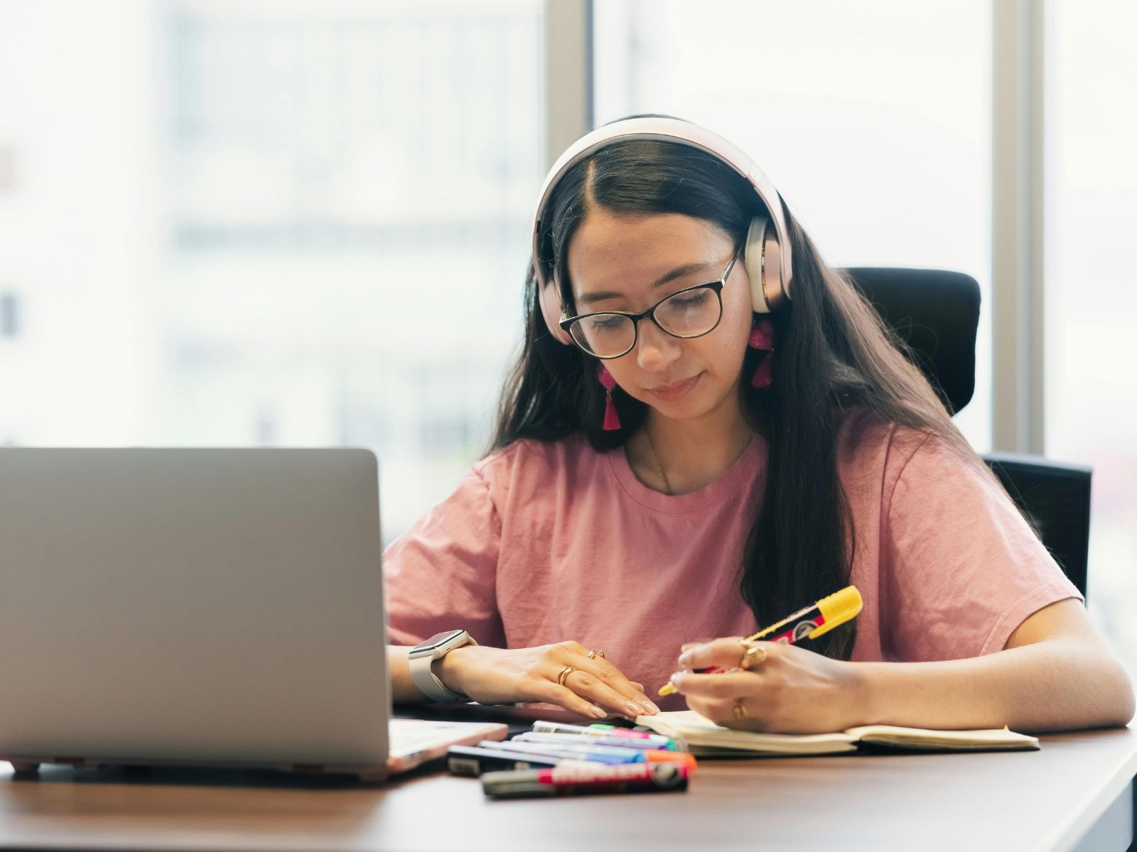 Vì sao hồ sơ đại học Mỹ được xây dựng suốt 4 năm THPT?