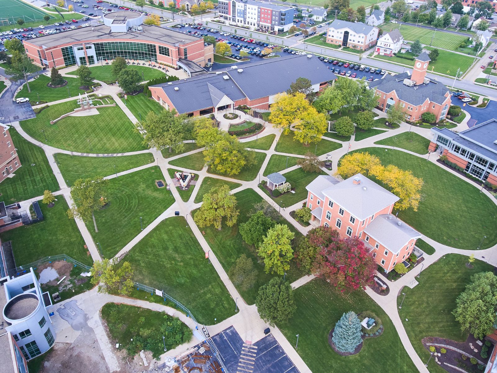 Bí Quyết Sống Thoải Mái Khi Du Học Mỹ: Kinh Nghiệm Quản Lý Nhà Ở & Ký Túc Xá Từ A-Z