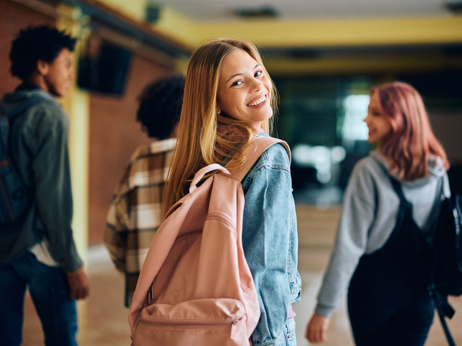 Cách đi du học Mỹ theo diện bảo lãnh: Quy trình, thủ tục và điều kiện 2025