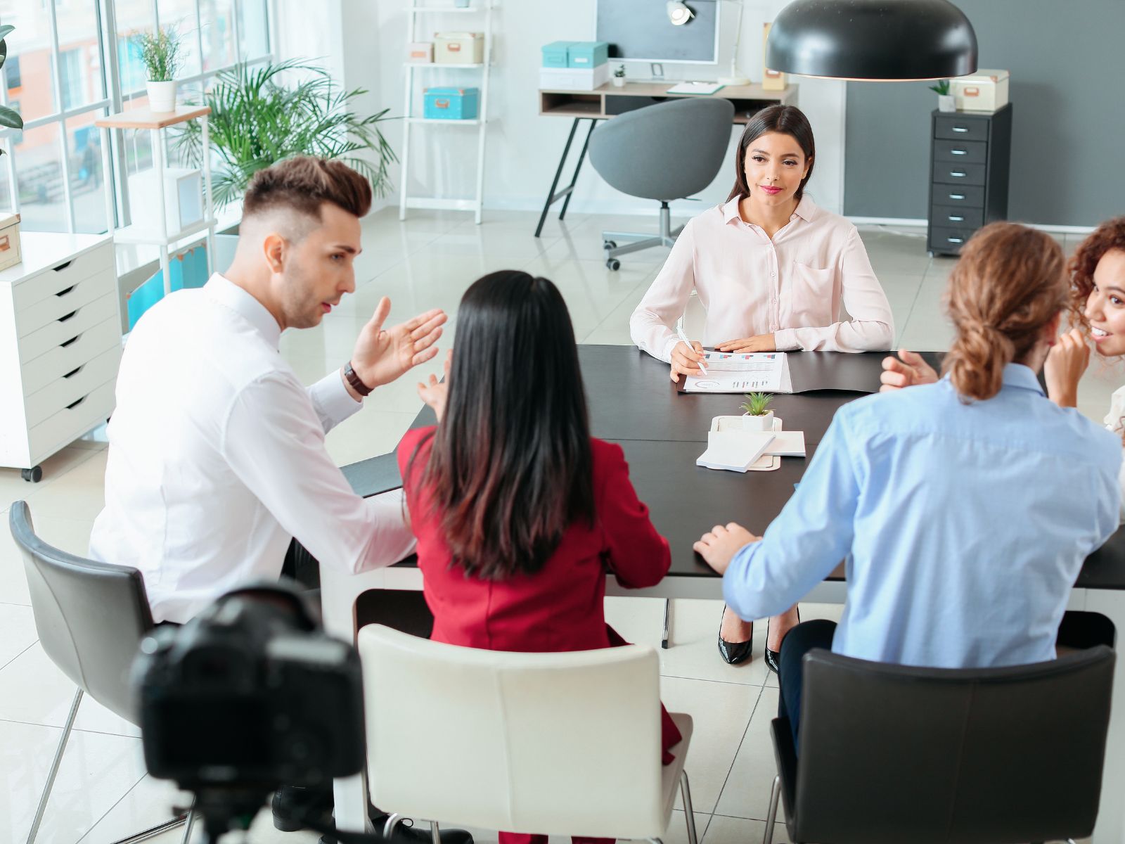 Dịch vụ tư vấn du học Mỹ tại Hồ Chí Minh: 5+ Tiêu chí chọn trung tâm uy tín