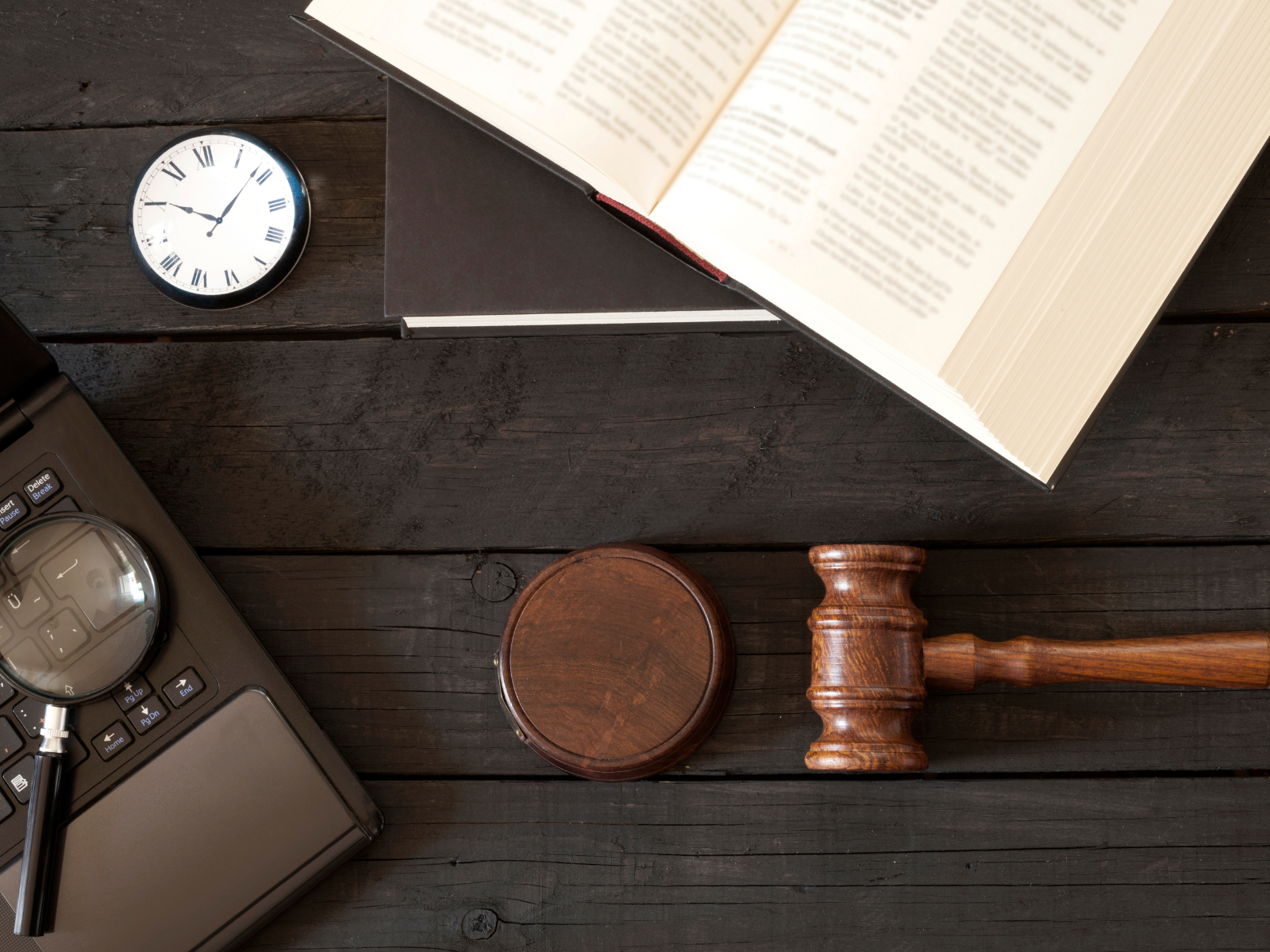 Du Học Luật Mỹ: Phân Tích JD, LLM & Quy Trình Thi Bar Exam A-Z