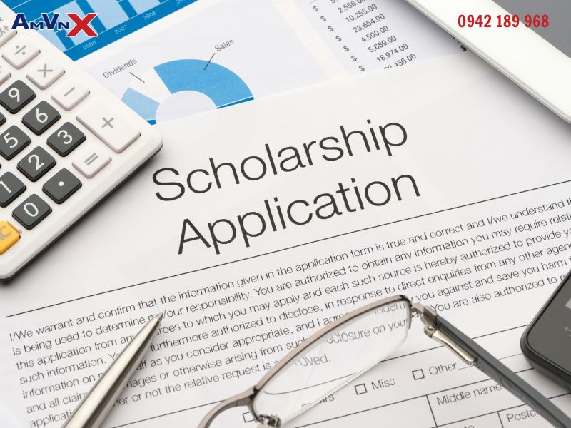 Học bổng, học phí và hỗ trợ tài chính