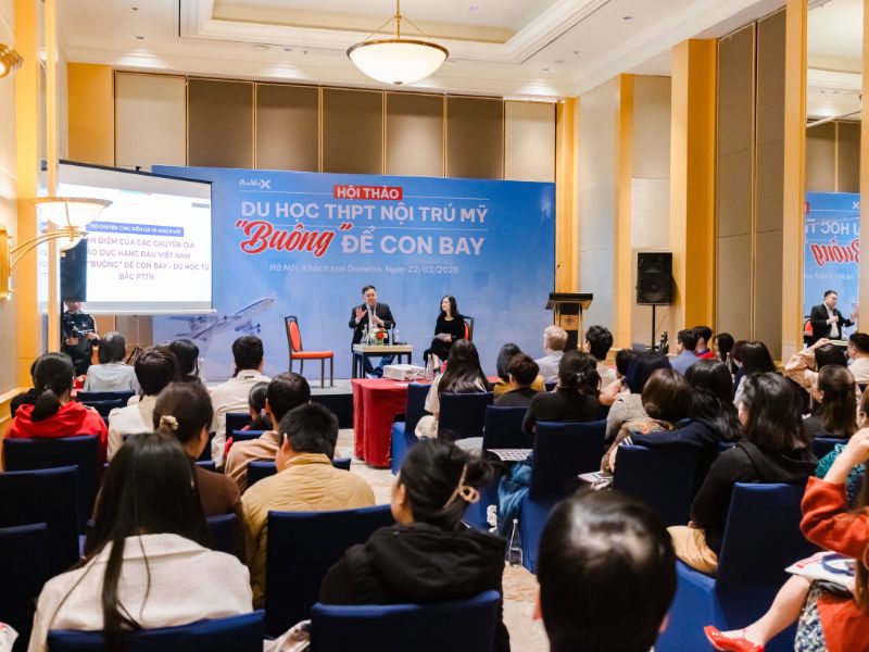 Nhìn lại khoảnh khắc đáng nhớ tại hội thảo THPT nội trú Mỹ: