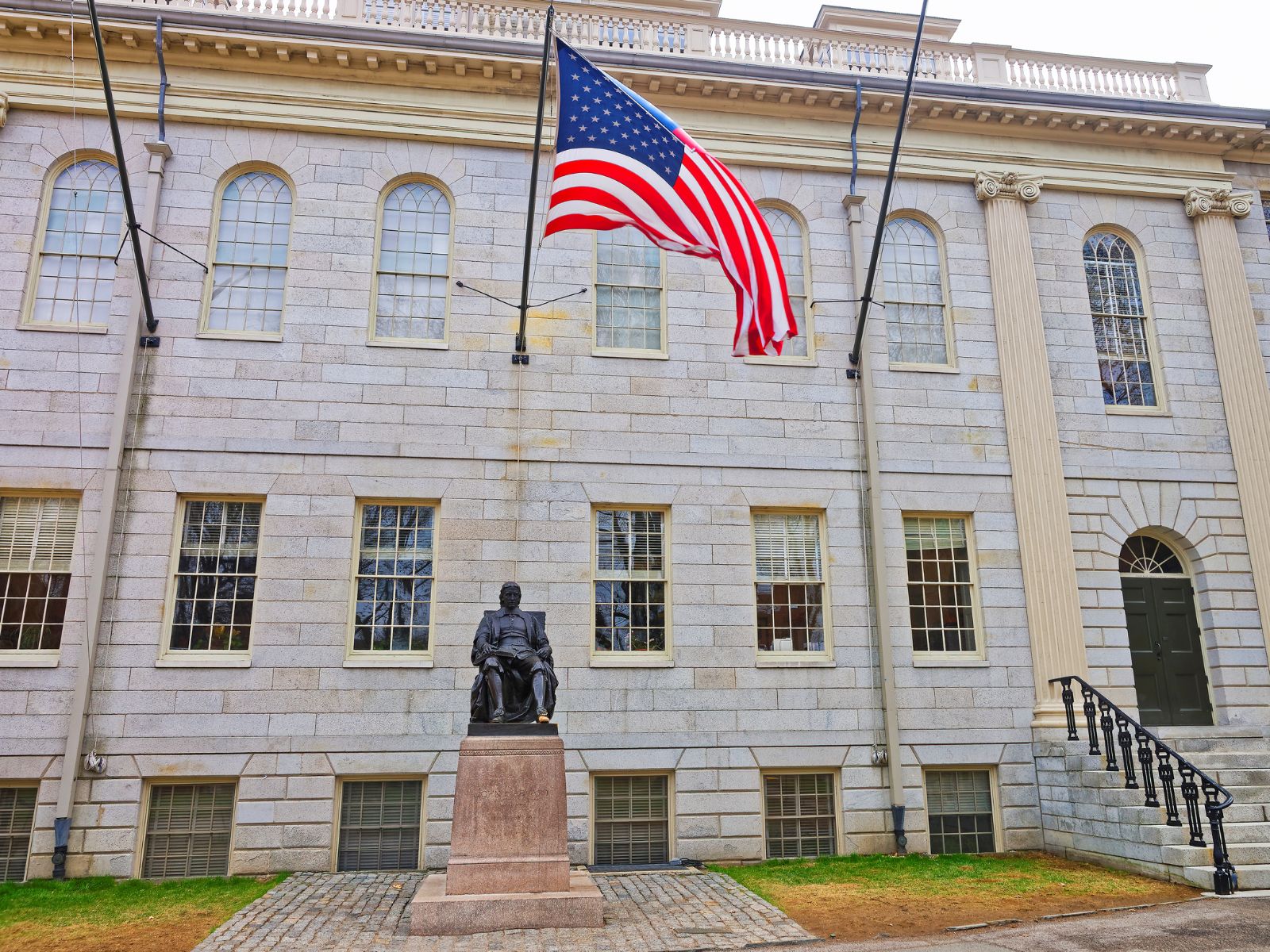 OPT, CPT Và Cơ Hội Việc Làm Mỹ: Hiểu Rõ Luật Chơi Ngay Từ Năm Nhất