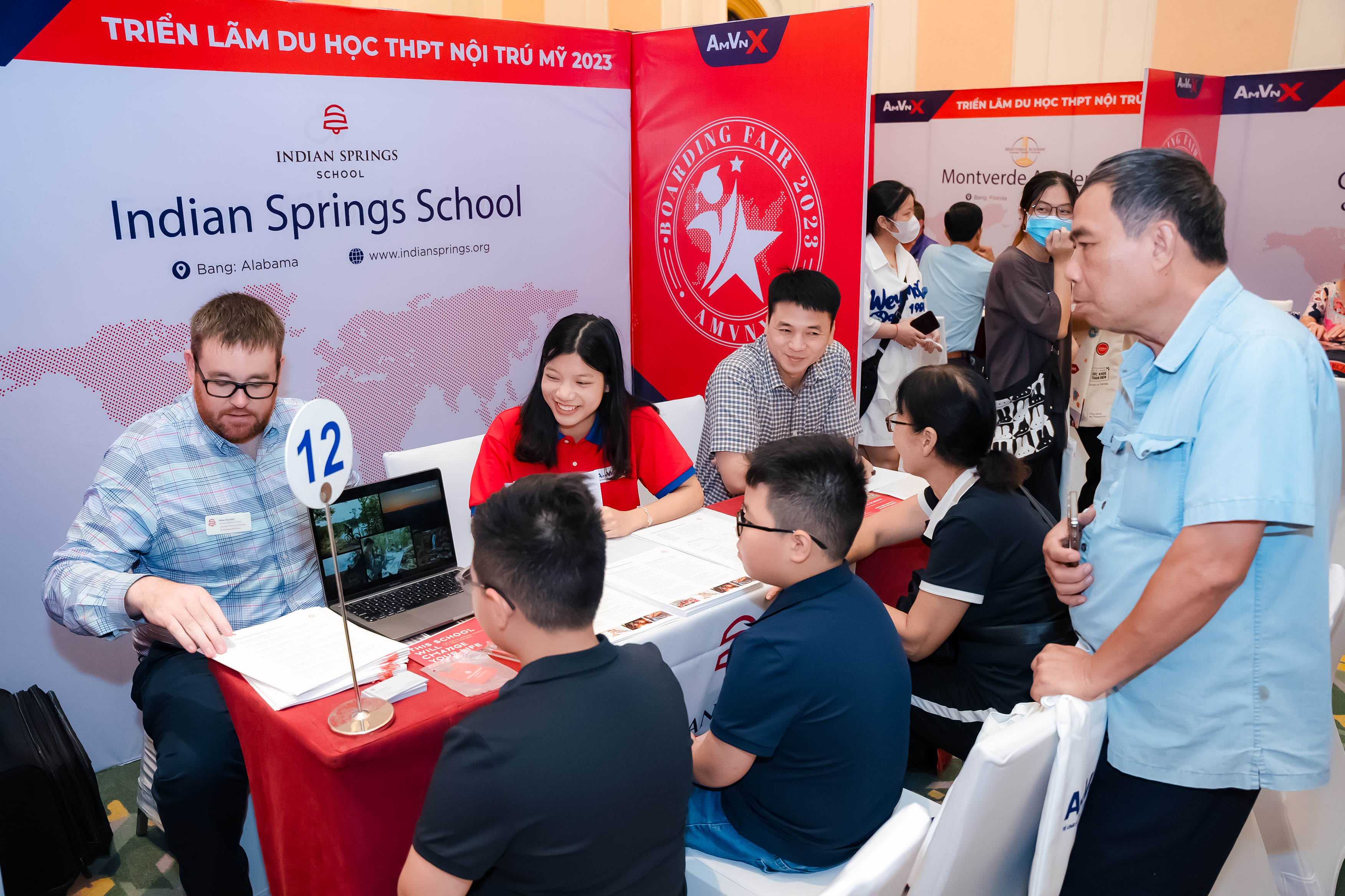 Thời Gian Lý Tưởng Nộp Hồ Sơ Du Học Mỹ 2025: Bí Quyết Tăng Tỷ Lệ Trúng Tuyển