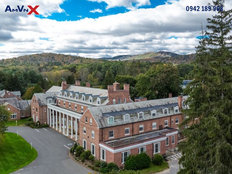 Trường THPT nội trú Miss Hall's School