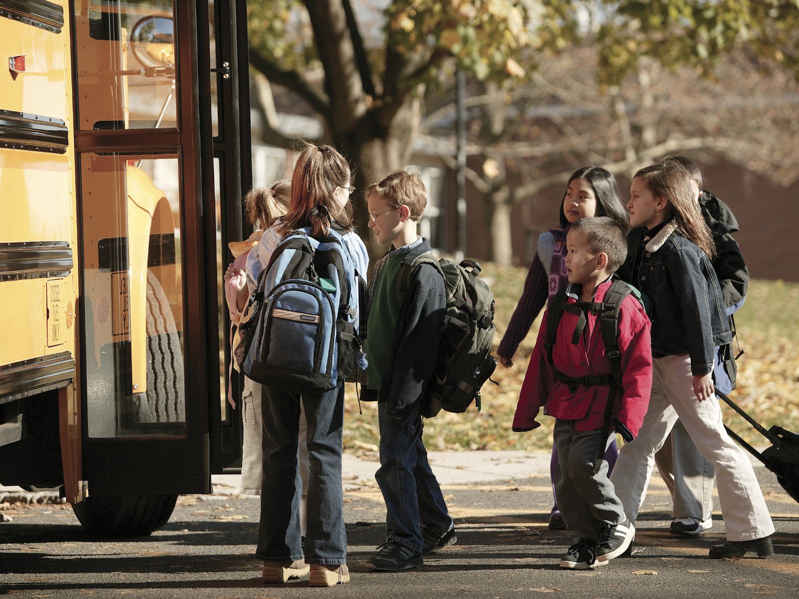 Trường THPT nội trú Mỹ: Có nên theo học? Lợi ích và thách thức