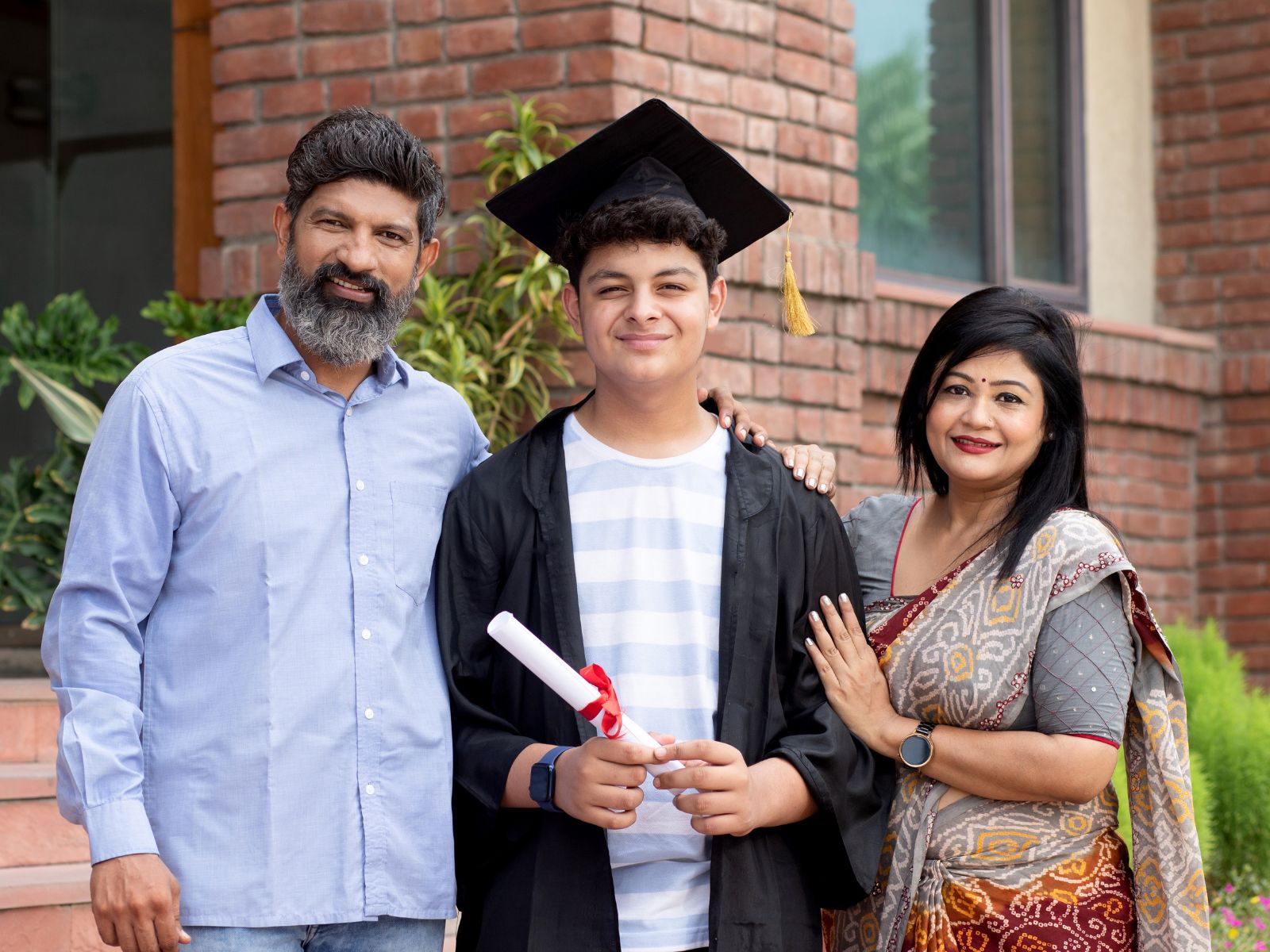 Vai Trò Của Gia Đình Trong Quyết Định Du Học Mỹ: Lời Khuyên Cho Phụ Huynh